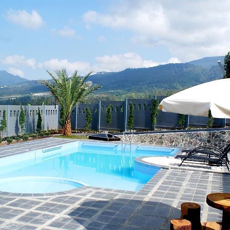 Osmond Villa Resort Lembang Dış mekan fotoğraf