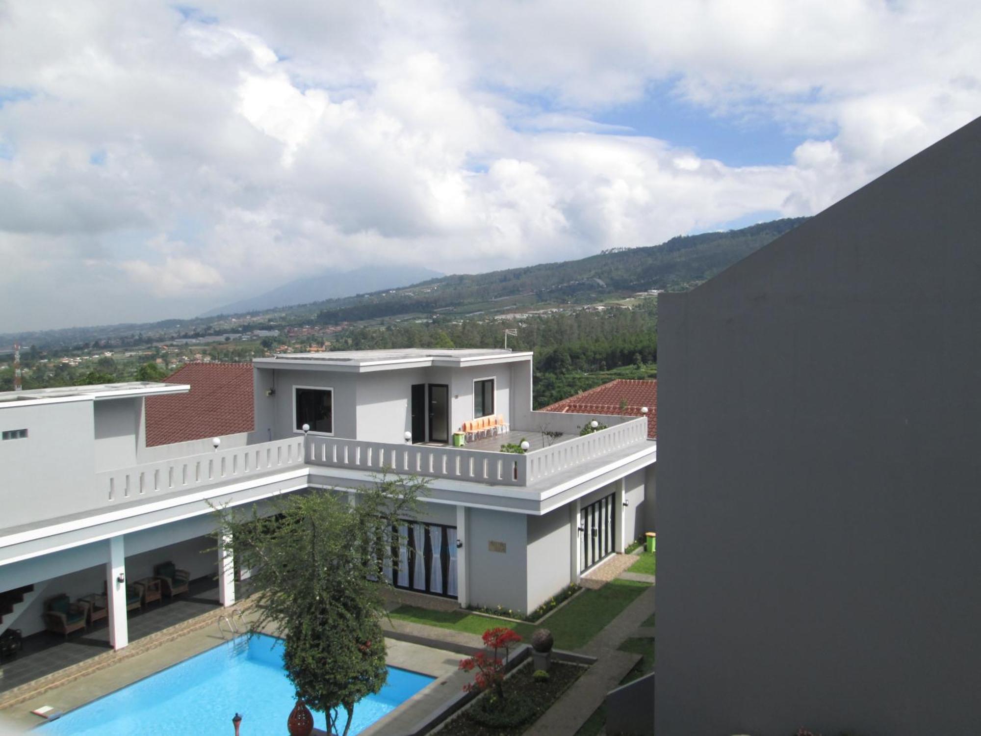 Osmond Villa Resort Lembang Dış mekan fotoğraf