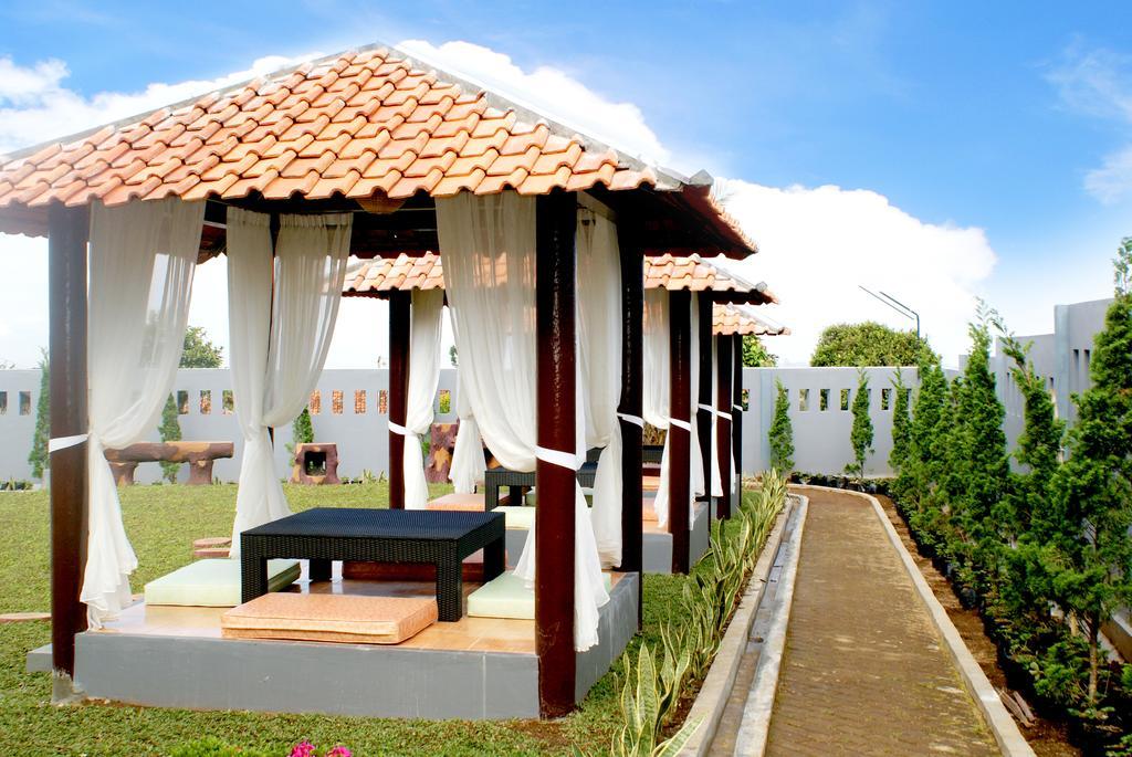 Osmond Villa Resort Lembang Dış mekan fotoğraf